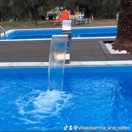 Villa Askamnia And Suites Nikiti  Esterno foto