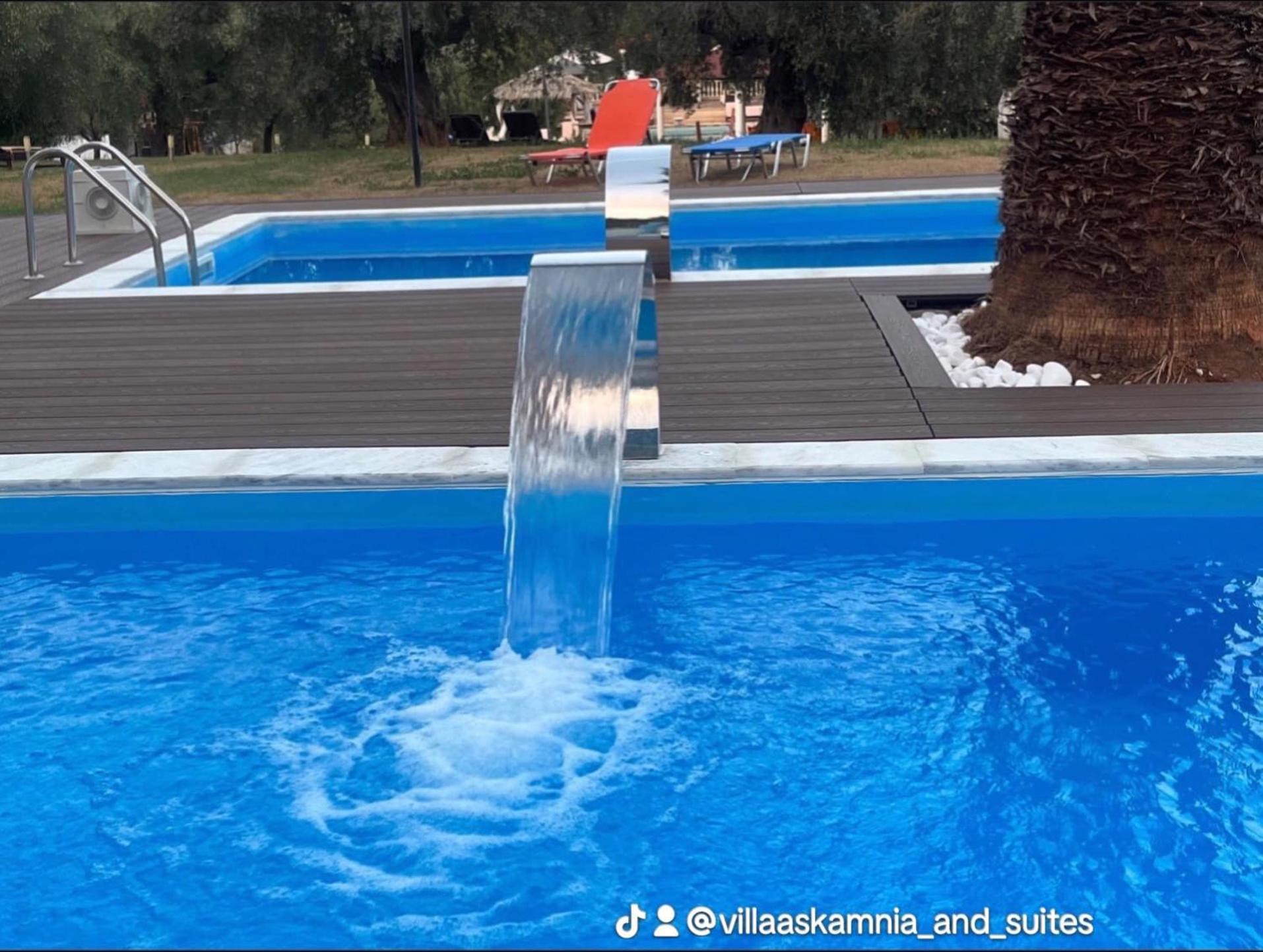 Villa Askamnia And Suites Nikiti  Esterno foto
